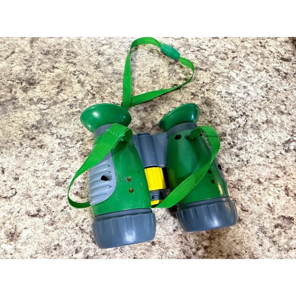 Backyard Safari Adventures Kids Field Binoculars 5x30 Green Yellow Alex Brands
